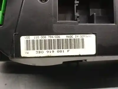 Second-hand car spare part dashboard for volkswagen passat variant (3b5) 1.8 20v turbo oem iam references 3b0919881f  3b0919881f