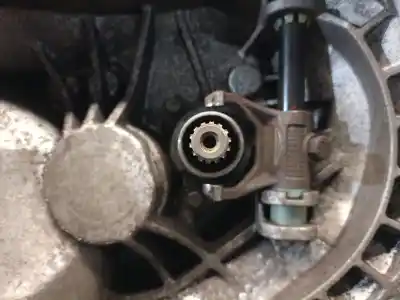 Pezzo di ricambio per auto di seconda mano riduttore per opel corsa b 1.2 16v cat (x 12 xe / lw4) riferimenti oem iam f13c374 a08391f13c374 9126623