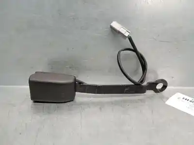 Second-hand car spare part left front seat belt buckle for mazda 3 lim. (bl) 2.2 turbodiesel cat oem iam references kdy557680b