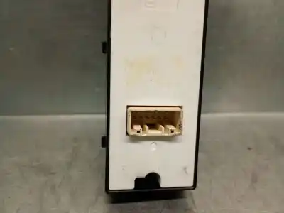 Second-hand car spare part left front power window switch for mazda 3 lim. (bl) 2.2 turbodiesel cat oem iam references bhr966350a  bhr966350a