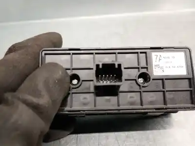 Second-hand car spare part multifunction switch for mazda 3 lim. (bl) 2.2 turbodiesel cat oem iam references gkl166170a  gkl166170a