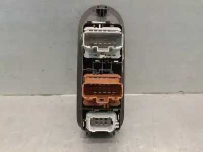 Pièce détachée automobile d'occasion commande de lève vitre avant gauche pour renault scénic ii (jm0/1_) 1.6 16v (jm1r) références oem iam 8200160603  8200160603