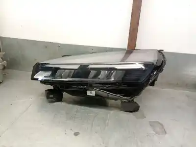 Second-hand car spare part right headlight for renault clio v (b7_) 1.6 e-tech 140 (b7mu) oem iam references 260103507r
