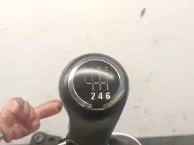 Pezzo di ricambio per auto di seconda mano leva del cambio per opel corsa d (s07) 1.3 cdti (l08 l68) riferimenti oem iam 55347447  1607321
