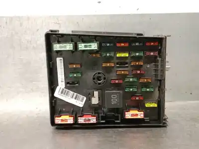 Pezzo di ricambio per auto di seconda mano  per AUDI Q3 (8UB, 8UG)  Riferimenti OEM IAM 63585371  