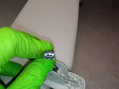 Second-hand car spare part left sunshade for audi q3 (8ub, 8ug) 2.0 tdi oem iam references 8u0857551k  8u0857551k