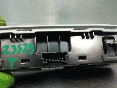 Автозапчасти б/у внутренний свет за audi q3 (8ub, 8ug) 2.0 tdi ссылки oem iam 8u0947111a  8u0947111a