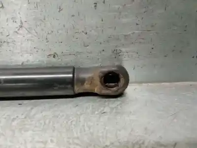 Peça sobressalente para automóvel em segunda mão amortecedor do capô por audi q3 (8ub, 8ug) 2.0 tdi referências oem iam 8u0823359b  8u0823359b