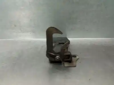 Second-hand car spare part bonnet lock for audi q3 (8ub, 8ug) 2.0 tdi oem iam references 8u0823480c  8u0823480c