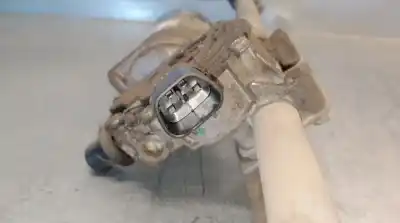 Pezzo di ricambio per auto di seconda mano tiranti e motorino del tergicristallo anteriore per toyota corolla (_e12_) 2.0 d-4d (cde120r_ cde120l_) riferimenti oem iam 8511002100a  8511002100