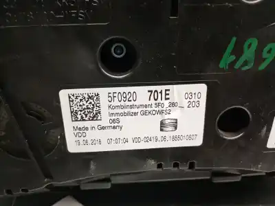 Автозапчастина б/у панель інструментів для seat leon (5f1) 1.6 tdi посилання на oem iam 5f0920701e a2c12361600 vdo 