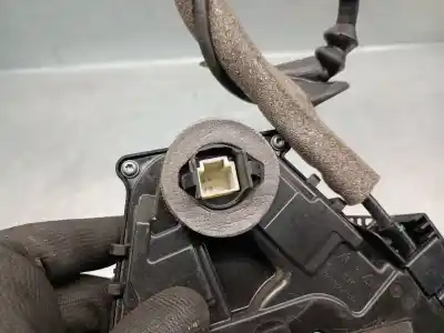 Автозапчасти б/у замок левой передней двери за renault express furgoneta/monovolumen 1.5 blue dci 75 (f6aa) ссылки oem iam 805033719r  805033719r