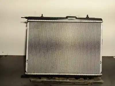 Автозапчастина б/у водяний радіатор для peugeot 307 break / sw (s1) 2.0 hdi cat посилання на oem iam 63502a 0072551 133099