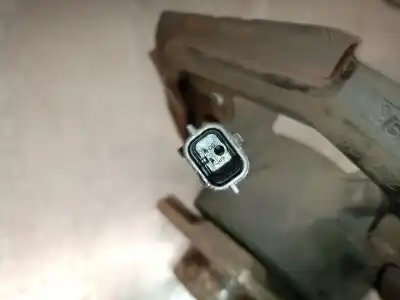 Автозапчасти б/у передняя левая кулачка за renault twingo iii (bcm_, bca_) 0.9 tce 90 ссылки oem iam 400157575r  400157575r