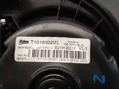 Автозапчасти б/у отопительный двигатель за audi q3 (f3b) 35 tdi ссылки oem iam 5q1819021f  5wb819015