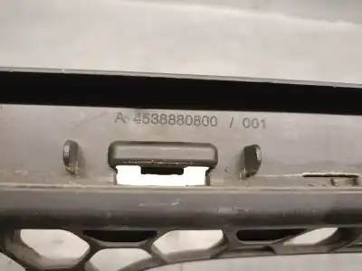Автозапчасти б/у центральная решетка бампера за smart forfour fastback (453) electric drive (453.091) ссылки oem iam a4538880800  