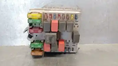 Pezzo di ricambio per auto di seconda mano scatola relè/fusibili per fiat stilo (192_) 1.6 16v (192_xb1a) riferimenti oem iam 46796534