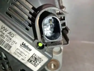 Автозапчастина б/у генератор для seat leon (5f1) 1.6 tdi посилання на oem iam 04l903021d  04l903021d