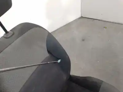 Автозапчастина б/у передне праве сиділо для renault kangoo express (fw0/1_) 1.5 dci 75 (fw07, fw10, fw04) посилання на oem iam 7701209968  7701209968