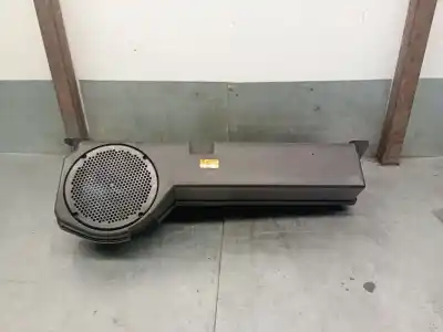 Автозапчастина б/у динамик для MERCEDES-BENZ CLASE R (W251, V251) R 350 4-MATIC (251.065, 251.165) Посилання на OEM IAM A2518200002  A2518200002