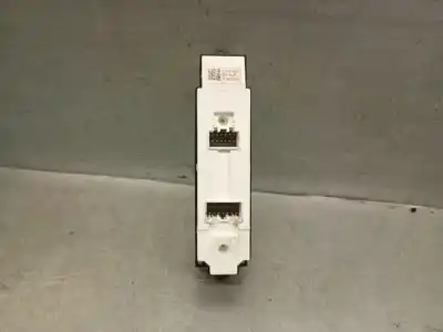 Peça sobressalente para automóvel em segunda mão botão / interruptor elevador vidro dianteiro esquerdo por mazda 3 (bl) 1.6 mzr cd (bl14) referências oem iam bek666350  bek666350