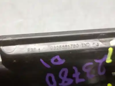 Автозапчасти б/у передние молдинги за peugeot 2008 ii (ud_, us_, uy_, uk_) 1.2 puretech 100 ссылки oem iam 9825861780  9825861780