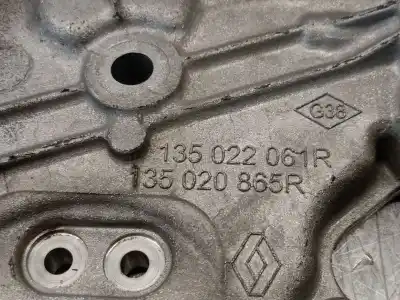 Second-hand car spare part distribution cover for renault clio iv 0.9 oem iam references 135022061r  