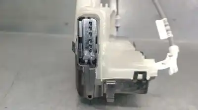 Автозапчастина б/у замок передніх дверей лівий для peugeot 2008 ii (ud_, us_, uy_, uk_) 1.2 puretech 100 посилання на oem iam 9830559680  9830559680