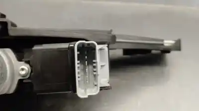 Second-hand car spare part passenger side right window regulator for peugeot 2008 ii (ud_, us_, uy_, uk_) 1.2 puretech 100 oem iam references 9828130680  9828130680