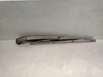 Автозапчастина б/у ручка заднього склоочисника для hyundai tucson (tl, tle) 1.7 crdi посилання на oem iam 988152j000  988152j000