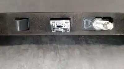 Автозапчасти б/у центральный стоп-сигнал за peugeot 2008 ii (ud_, us_, uy_, uk_) 1.2 puretech 100 ссылки oem iam 9836561780  9836561780