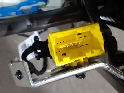 Автозапчасти б/у левое переднее сидение за peugeot 2008 ii (ud_, us_, uy_, uk_) 1.2 puretech 100 ссылки oem iam 9823917680  9823917680