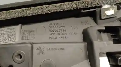 Автозапчастина б/у задні модинги для peugeot 2008 ii (ud_, us_, uy_, uk_) 1.2 puretech 100 посилання на oem iam 9825829680  98258296xy