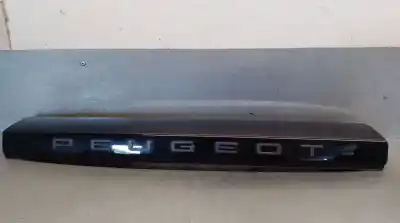 Автозапчасти б/у задние молдинги за peugeot 2008 ii (ud_, us_, uy_, uk_) 1.2 puretech 100 ссылки oem iam 9825956380