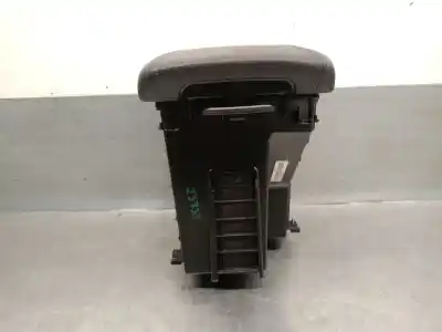 Автозапчастина б/у центральний подлокник для hyundai tucson (tl, tle) 1.7 crdi посилання на oem iam 84690d7200try  84660d7200trb