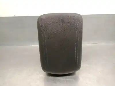 Автозапчастина б/у центральний подлокник для hyundai tucson (tl, tle) 1.7 crdi посилання на oem iam 84690d7200try  84660d7200trb