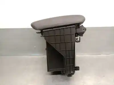 Gebrauchtes Autoersatzteil mittelkonsole zum hyundai tucson (tl, tle) 1.7 crdi oem-iam-referenzen 84690d7200try  84660d7200trb