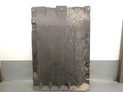 Автозапчасти б/у защитная крышка за hyundai tucson (tl, tle) 1.7 crdi ссылки oem iam 84137d7000