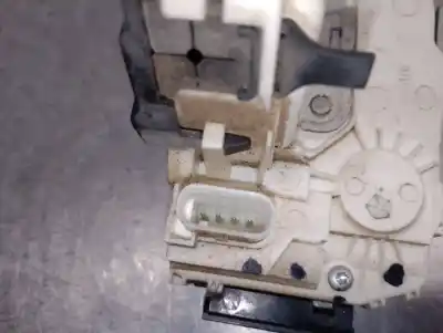 Автозапчастина б/у замок заднього правого дверя для jeep compass (mp, m6, mv, m7) 2.0 crd 4x4 посилання на oem iam p04589914ae  4589914ae