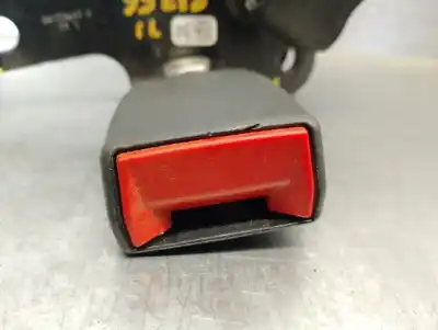 Автозапчасти б/у левый задний крюк ремня за jeep compass (mp, m6, mv, m7) 2.0 crd 4x4 ссылки oem iam 5sv11dx9ad  5sv11dx9ae