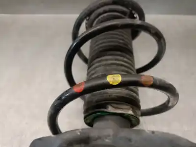 Second-hand car spare part front left shock absorber for renault captur ii (hf_) tce 90 (hfm6) oem iam references 543036744r 03011002048 kyb 543036744r