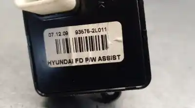 Автозапчастина б/у передній правий віконний вимикач для hyundai i30 (fd) 1.6 crdi посилання на oem iam 935752l011  935752l011