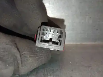 Peça sobressalente para automóvel em segunda mão interruptor 4 piscas - emergência por mg rover mg zs suv 1.0 t-gdi referências oem iam 10e4e  10e4e