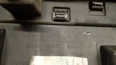 Автозапчастина б/у задні модинги для renault clio iv 0.9 посилання на oem iam 828765610r  828779350r