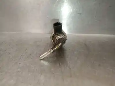 Second-hand car spare part monopoint injector for peugeot 2008 i (cu_) 1.6 bluehdi 100 oem iam references 9802763880  9802763880