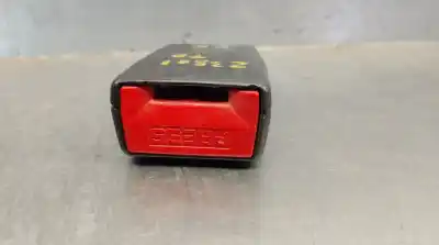 Peça sobressalente para automóvel em segunda mão chicote / encaixe cinto segurança traseiro direito por renault kangoo (f/kc0) 1.2 16v referências oem iam 128409  8200743798 Peça sobressalente para automóvel em segunda mão chicote / encaixe cinto segurança traseiro direito por renault kangoo (f/kc0) 1.2 16v referências oem iam 128409  8200743798