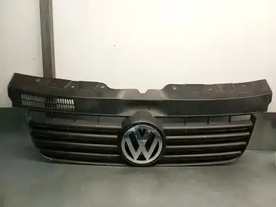 Автозапчасти б/у ПЕРЕДНЯЯ РЕШЕТКА за VOLKSWAGEN T5 TRANSPORTER/FURGONETA  ссылки OEM IAM 7H0807101  7H0853653