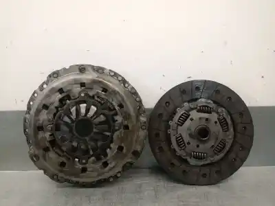 Pezzo di ricambio per auto di seconda mano Kit Frizione per AUDI A6 BERLINA (4B2) 2.5 V6 24V TDI CAT (AYM) Riferimenti OEM IAM 06C198141BX 124029910 LUK 06C198141BX