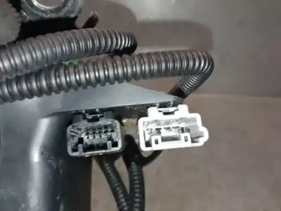 Автозапчастина б/у лівий задній гачок для toyota rav 4 v (_a5_, _h5_) 2.5 hybrid awd (axah54) посилання на oem iam 7348042070c0  7348042070c0