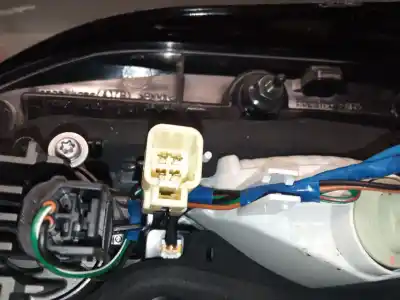 Second-hand car spare part right tailgate light for toyota rav 4 v (_a5_, _h5_) 2.5 hybrid awd (axah54) oem iam references 8158042151  8158442080